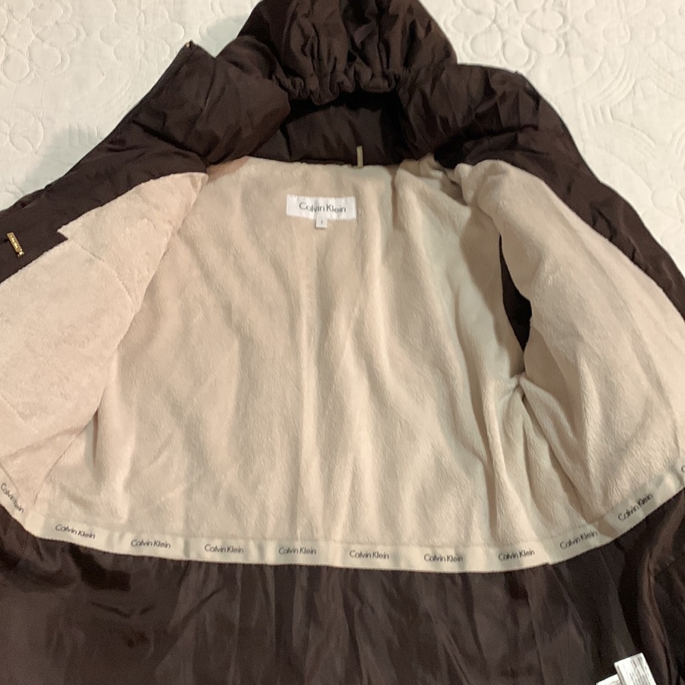 Calvin Klein Puffed Jacket - Picture 6 of 7